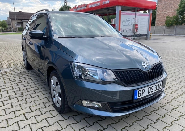 Skoda Fabia cena 42900 przebieg: 63870, rok produkcji 2017 z Międzyrzecz małe 781